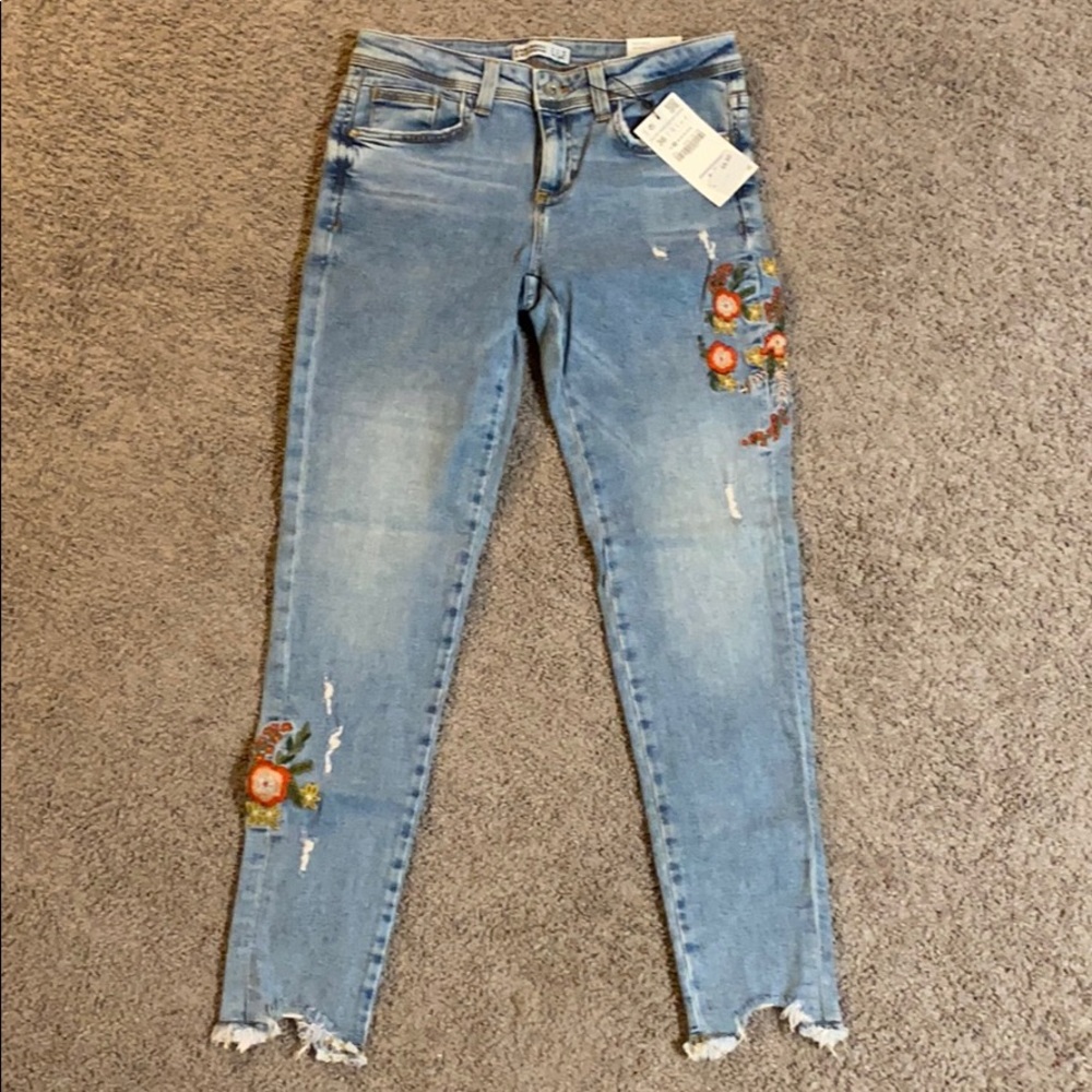 NWT Zara basic z1975 embroidered denim